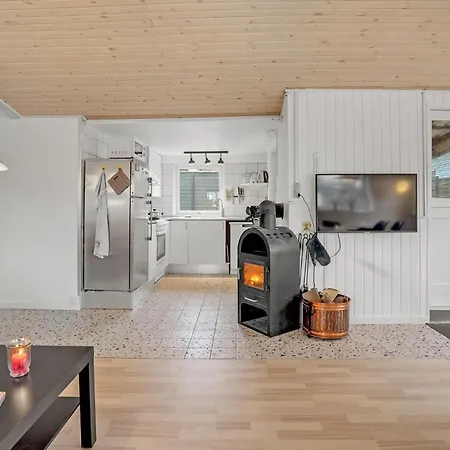 3 Bedroom Beautiful In * Otterup