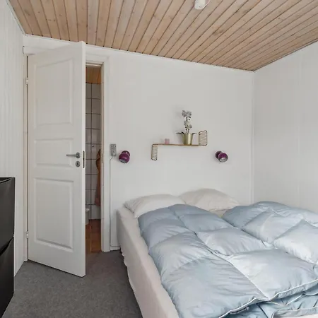 3 Bedroom Beautiful In Holiday home Otterup